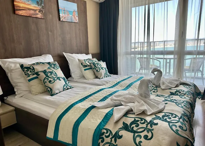 One Bedroom Private Paradiso B 501 * Несебър