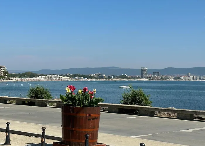 Апартамент One Bedroom Private Paradiso B 501 Несебър