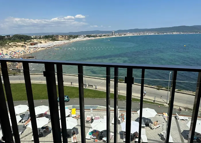 Апартамент One Bedroom Private Paradiso B 501 *