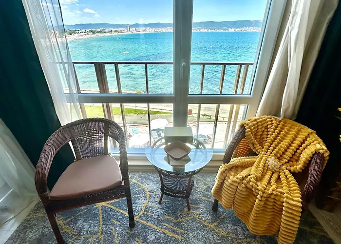 Апартамент One Bedroom Private Paradiso B 501 Несебър